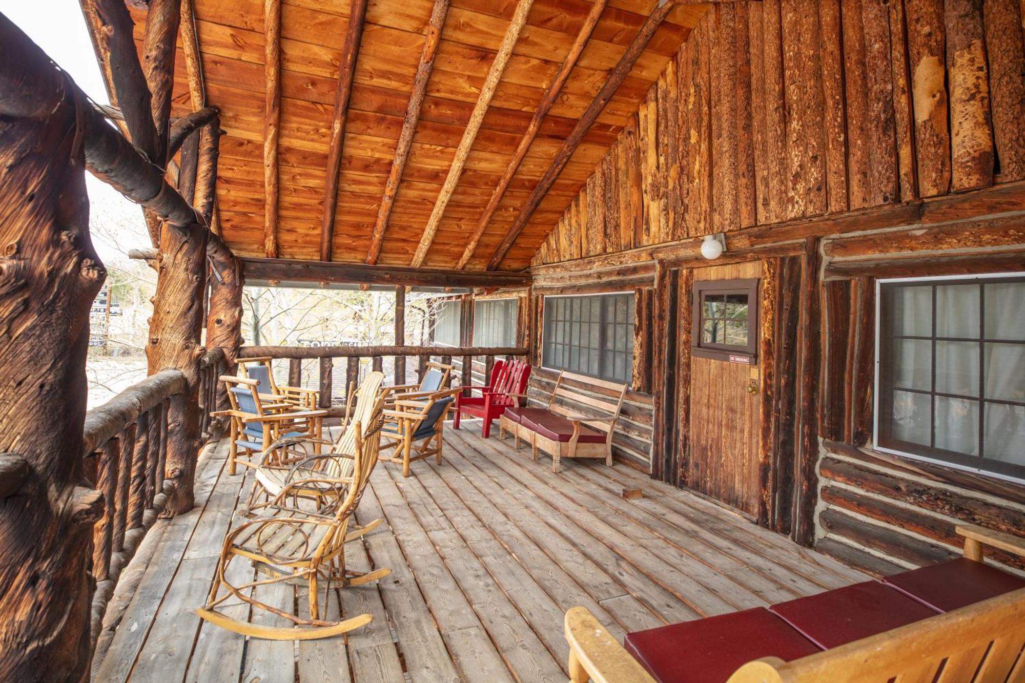 The Meeker Park Lodge Allenspark Exterior photo
