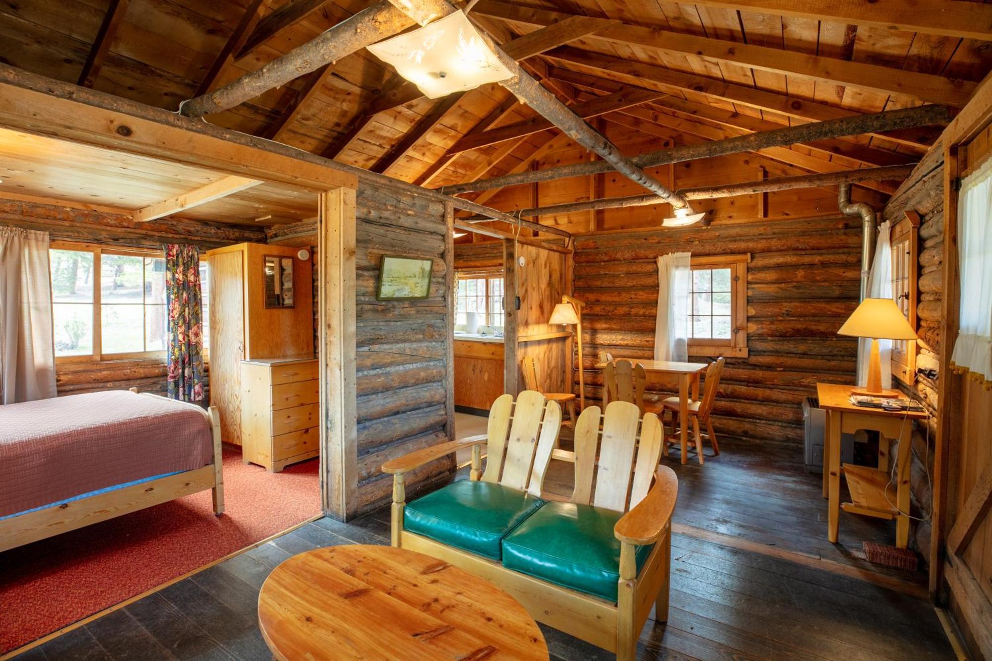 The Meeker Park Lodge Allenspark Exterior photo