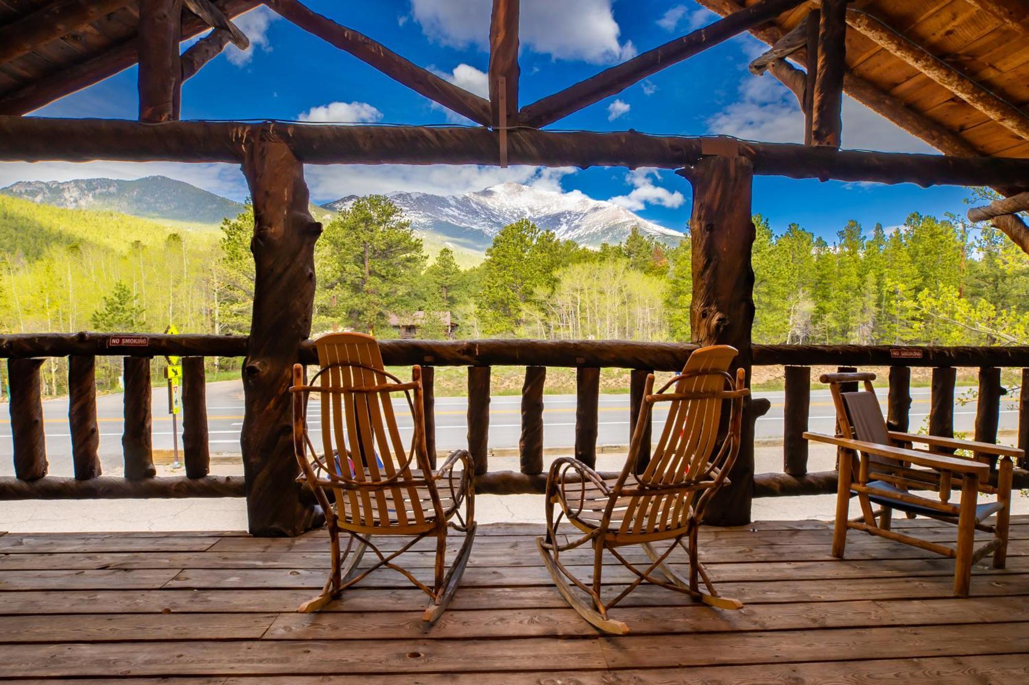 The Meeker Park Lodge Allenspark Exterior photo